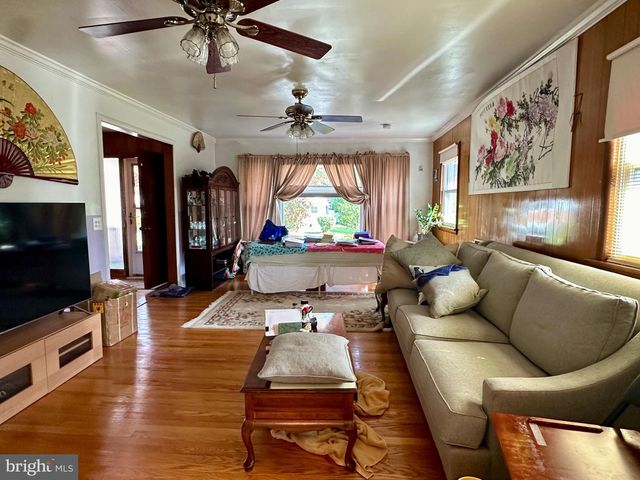 9708 SAXONY RD, Silver Spring, MD 20910