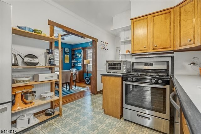 429 Clifton Blvd, Clifton City, NJ 07013