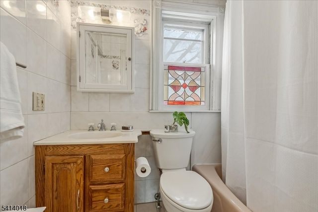 429 Clifton Blvd, Clifton City, NJ 07013