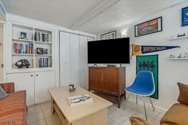 429 Clifton Blvd, Clifton City, NJ 07013