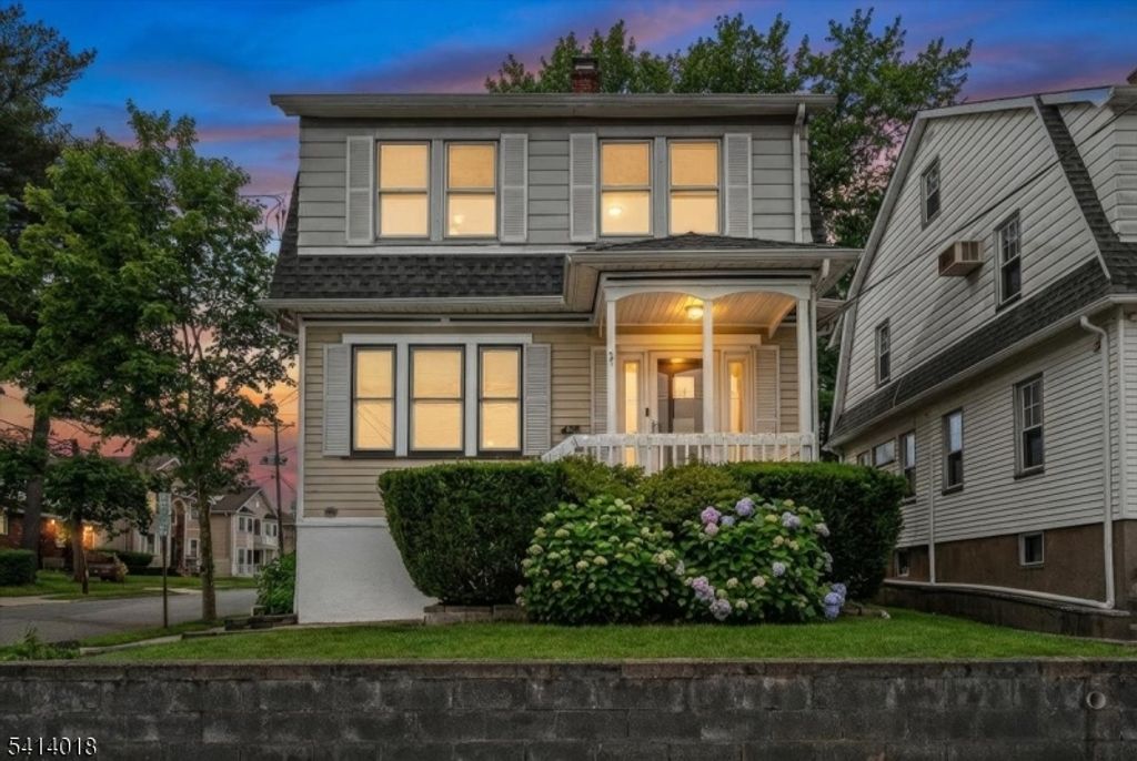 429 Clifton Blvd, Clifton City, NJ 07013