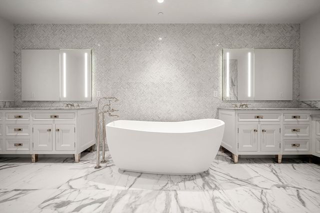 240 Devonshire Street PH 1E, Boston, MA 02110