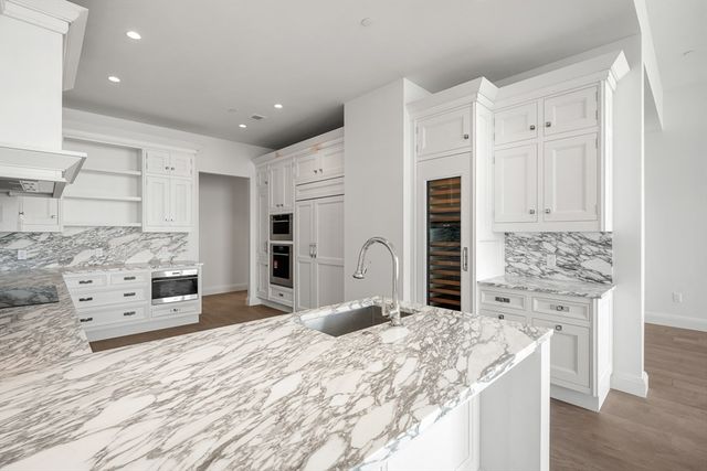 240 Devonshire Street PH 1E, Boston, MA 02110