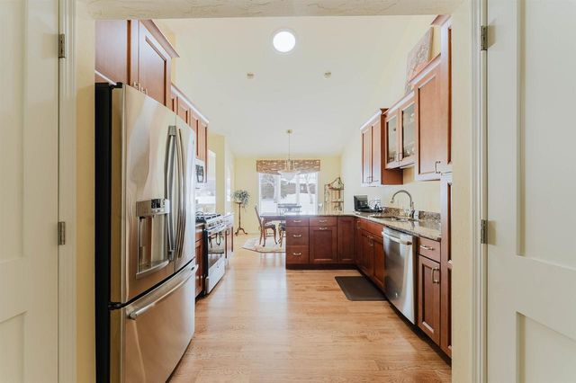 4367 AUTUMN HILLS DRIVE, Oshkosh, WI 54904