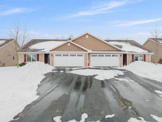 4367 AUTUMN HILLS DRIVE, Oshkosh, WI 54904