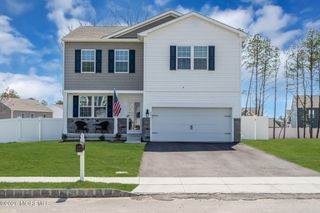 16 Minnow Avenue, Barnegat, NJ 08005
