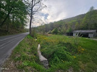 2320 Left Poor Valley Road, Pennington Gap, VA 24277