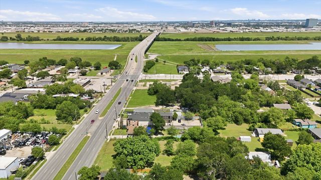 4022 N Westmoreland Road, Dallas, TX 75212