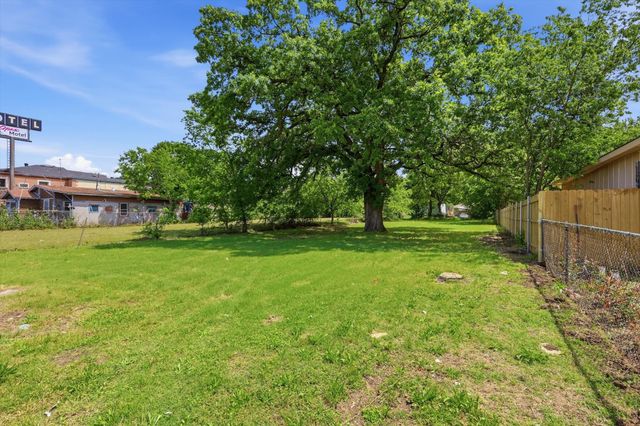 4022 N Westmoreland Road, Dallas, TX 75212