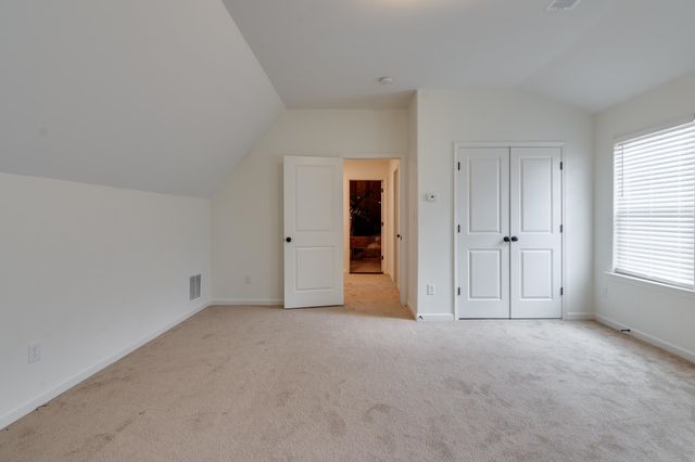 155 MISTY RIDGE LOOP, Oakland, TN 38060