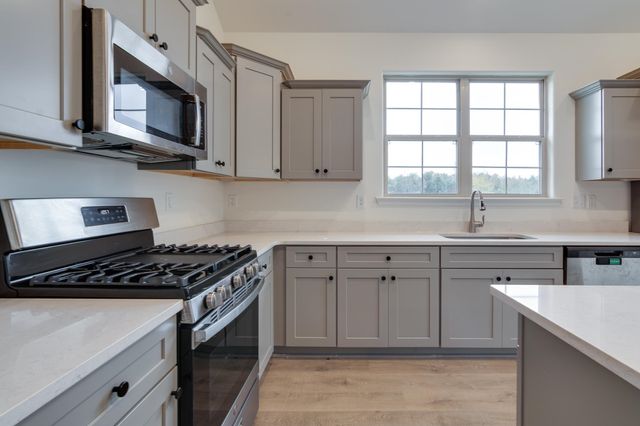 155 MISTY RIDGE LOOP, Oakland, TN 38060