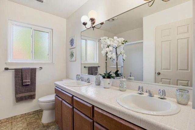737 Ensign Way, Palo Alto, CA 94303