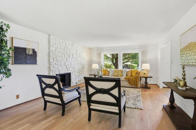 737 Ensign Way, Palo Alto, CA 94303