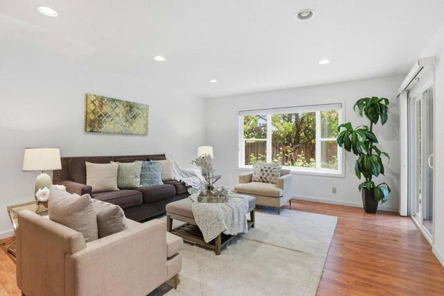 737 Ensign Way, Palo Alto, CA 94303