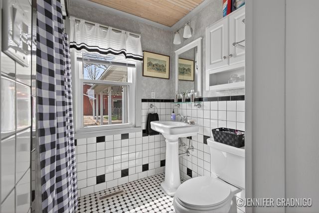 12310 New Holland Street, Holland, MI 49424