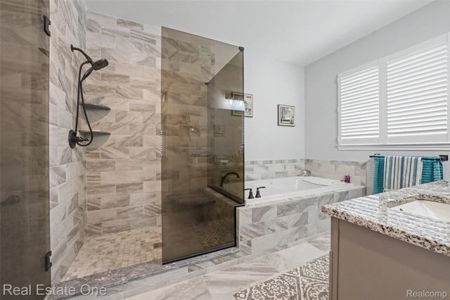 17481 Tiger Drive, Macomb Township, MI 48042