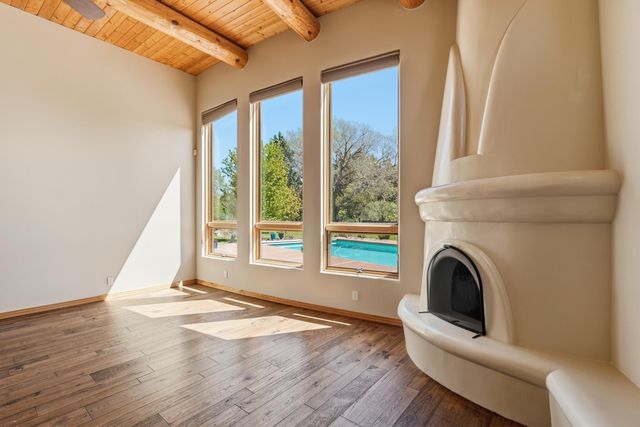 505 Camino De Lucia, Corrales, NM 87048