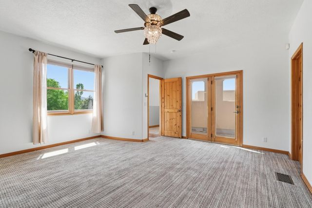 505 Camino De Lucia, Corrales, NM 87048