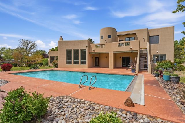 505 Camino De Lucia, Corrales, NM 87048