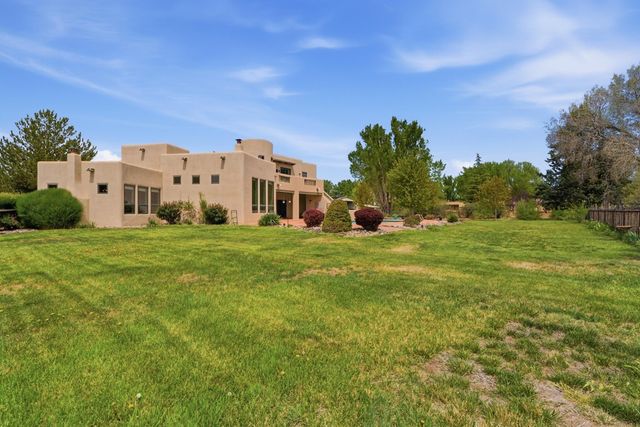 505 Camino De Lucia, Corrales, NM 87048