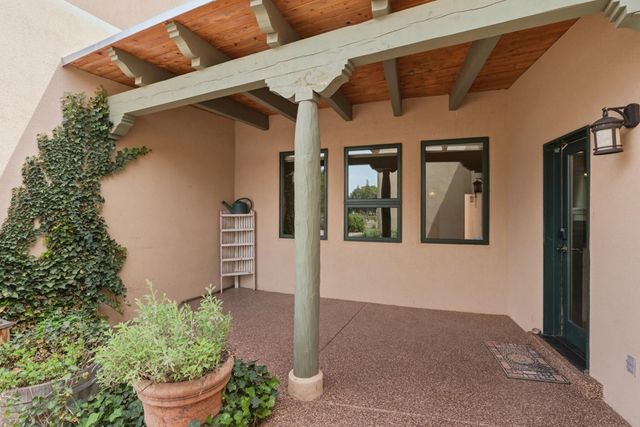 505 Camino De Lucia, Corrales, NM 87048