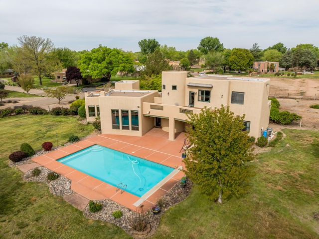 505 Camino De Lucia, Corrales, NM 87048