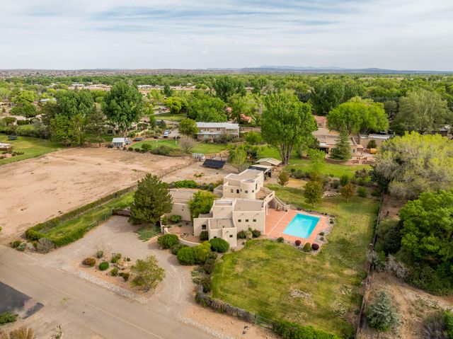 505 Camino De Lucia, Corrales, NM 87048