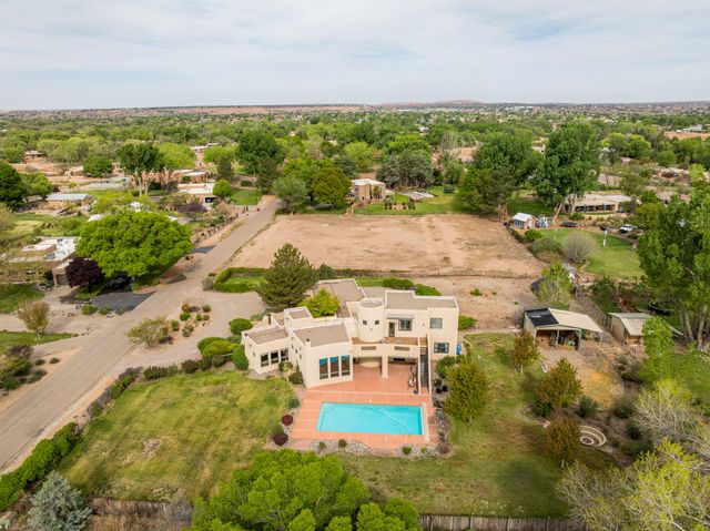 505 Camino De Lucia, Corrales, NM 87048