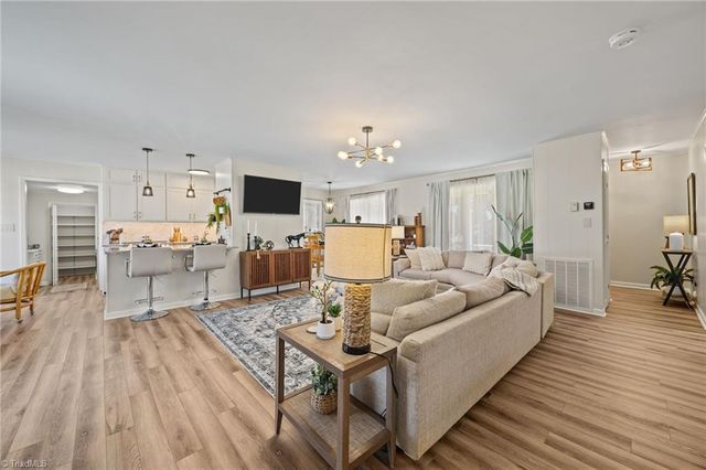 3368 Old Glenola Road, Archdale, NC 27263