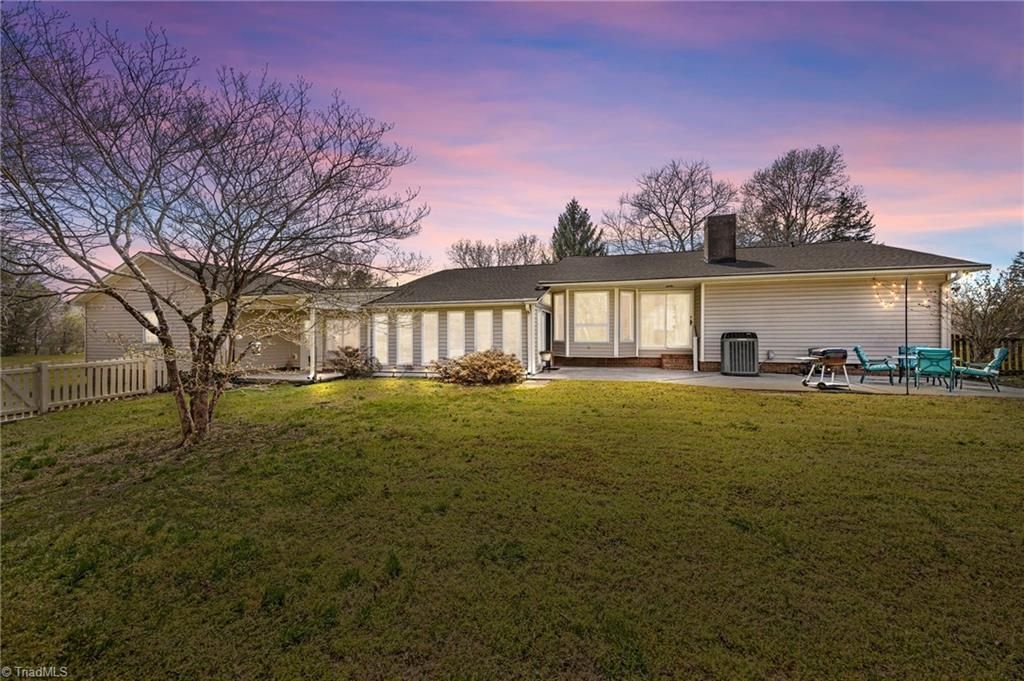 3368 Old Glenola Road, Archdale, NC 27263