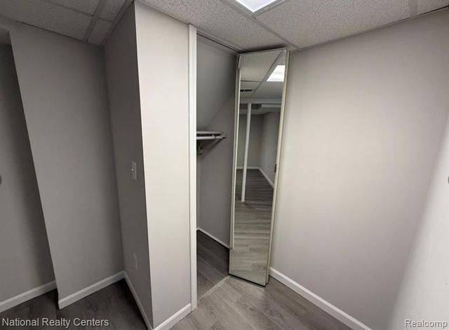 2048 Orchard Crest Street, Shelby Twp, MI 48317