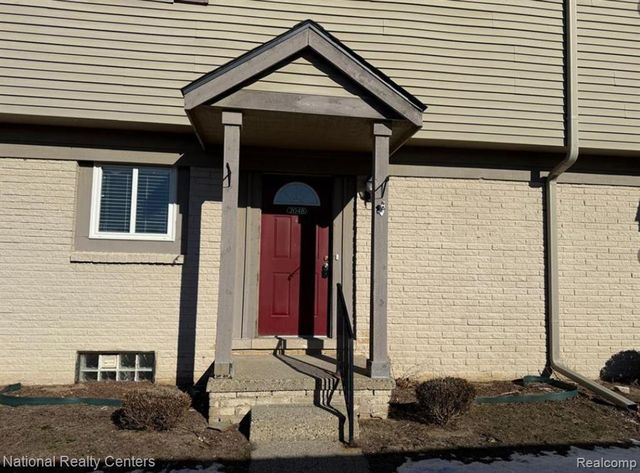 2048 Orchard Crest Street, Shelby Twp, MI 48317