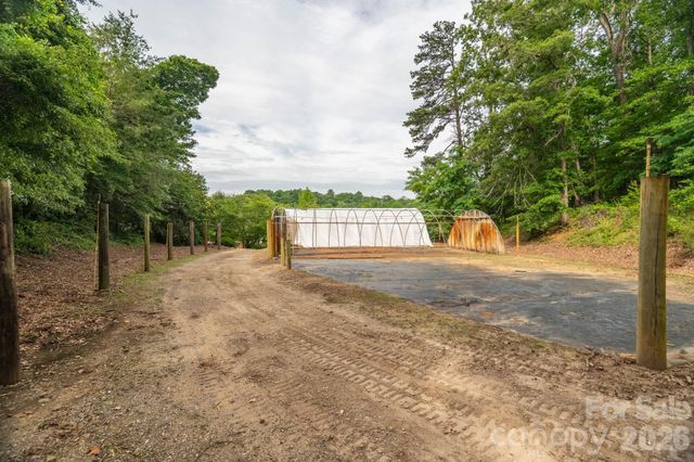 91 Weaverville Road, Asheville, NC 28804
