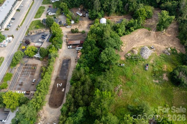 91 Weaverville Road, Asheville, NC 28804