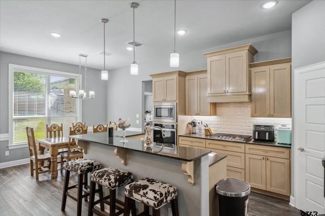 2231 Rana Park, Flint, TX 75762