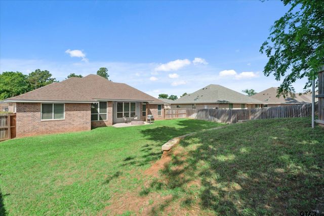 2231 Rana Park, Flint, TX 75762