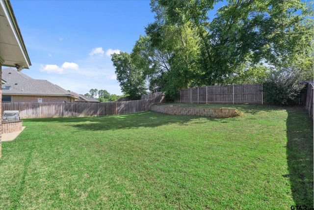 2231 Rana Park, Flint, TX 75762