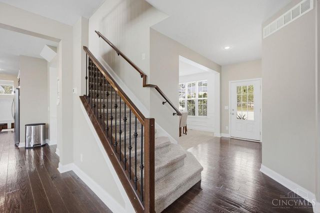228 Edgefield Drive, Cleves, OH 45002