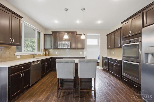 228 Edgefield Drive, Cleves, OH 45002