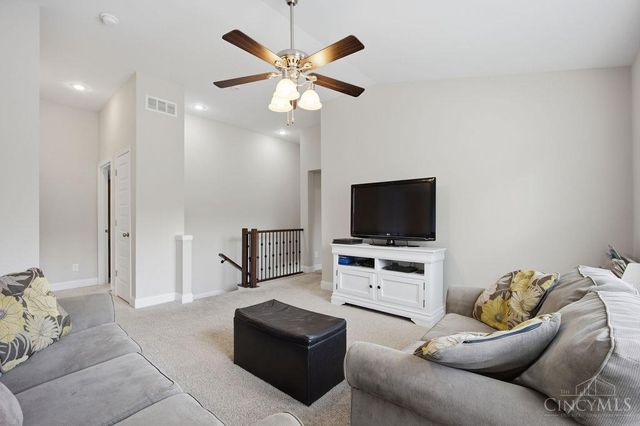228 Edgefield Drive, Cleves, OH 45002