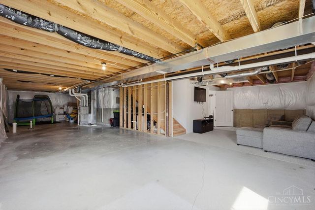 228 Edgefield Drive, Cleves, OH 45002