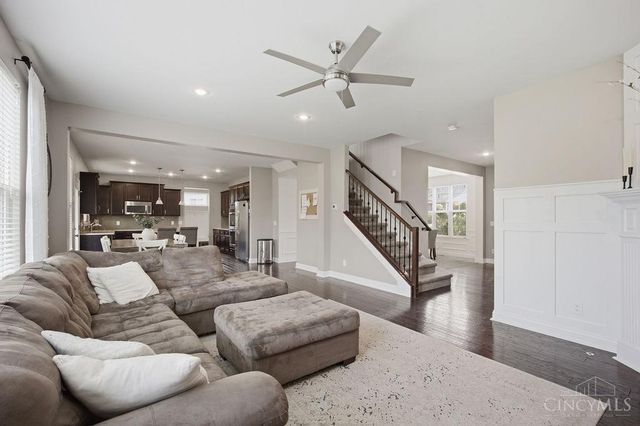 228 Edgefield Drive, Cleves, OH 45002