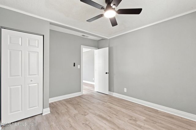 311 CHESTNUT Drive, Jacksonville, FL 32208
