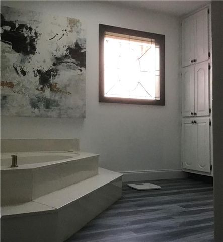 290 Dix Lee On Drive, Fayetteville, GA 30214