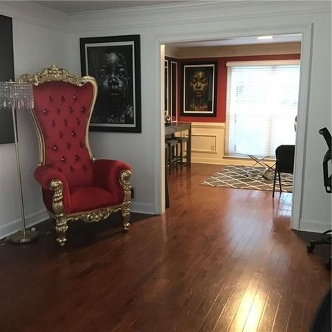 290 Dix Lee On Drive, Fayetteville, GA 30214