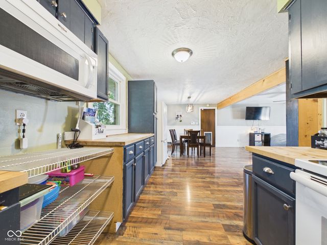 3039 S 450 E, Anderson, IN 46017