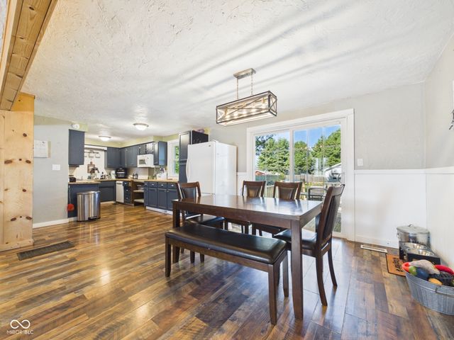 3039 S 450 E, Anderson, IN 46017