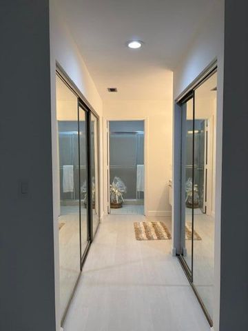 8934 Sunnywood Place, Boca Raton, FL 33496