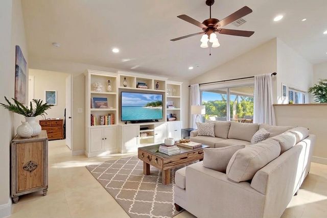 6448 Blue Bay Circle, Lake Worth, FL 33467