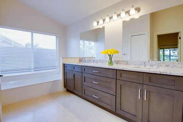 6448 Blue Bay Circle, Lake Worth, FL 33467